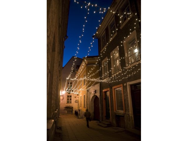 Tähistaevas Voorimehe tänaval