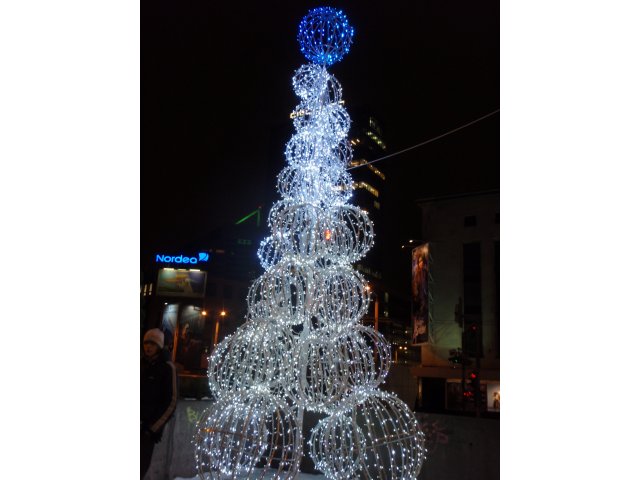 Vot kuidas pallidest sai jõulupuu