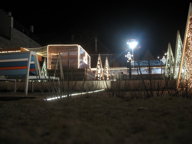 Vanalinn oodates jõulu